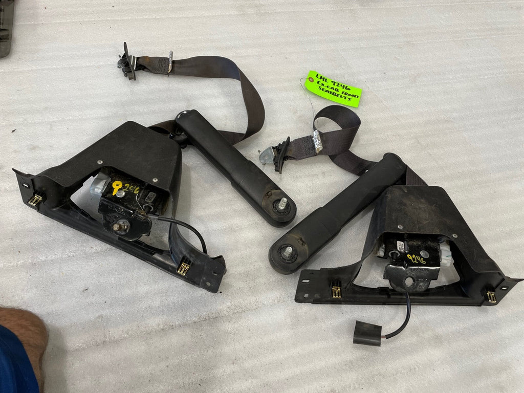 07-13 CHEVROLET GMC SILVERADO SIERRA EXTENDED CAB BLACK EBONY FRONT SEAT BELTS