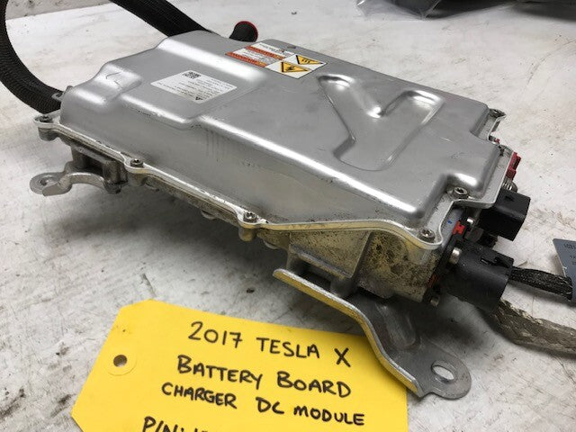 16 17 18 19 TESLA MODEL X 100D DC BATTERY CHARGER CONTROL MODULE 1060985-00 32K