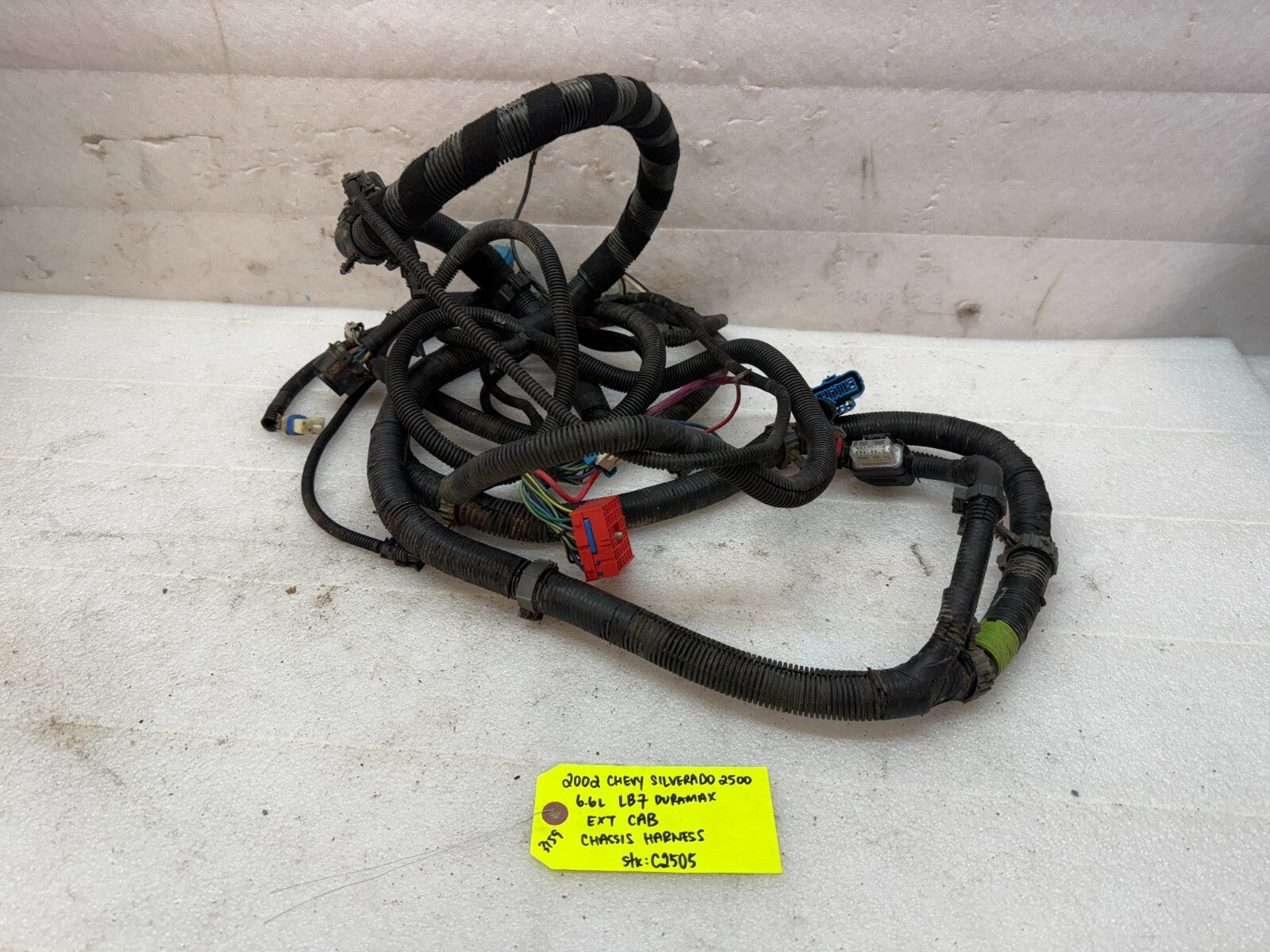 01-04 Chevrolet GMC 2500HD 3500 4wd EXT CAB SHORT BOX CHASSIS WIRING HARNESS