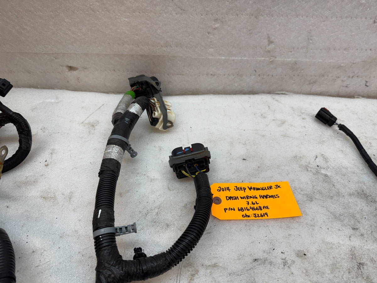 14 JEEP WRANGLER JK 3.6 DASH GAUGE WIRING HARNESS LOOM P68164668AE