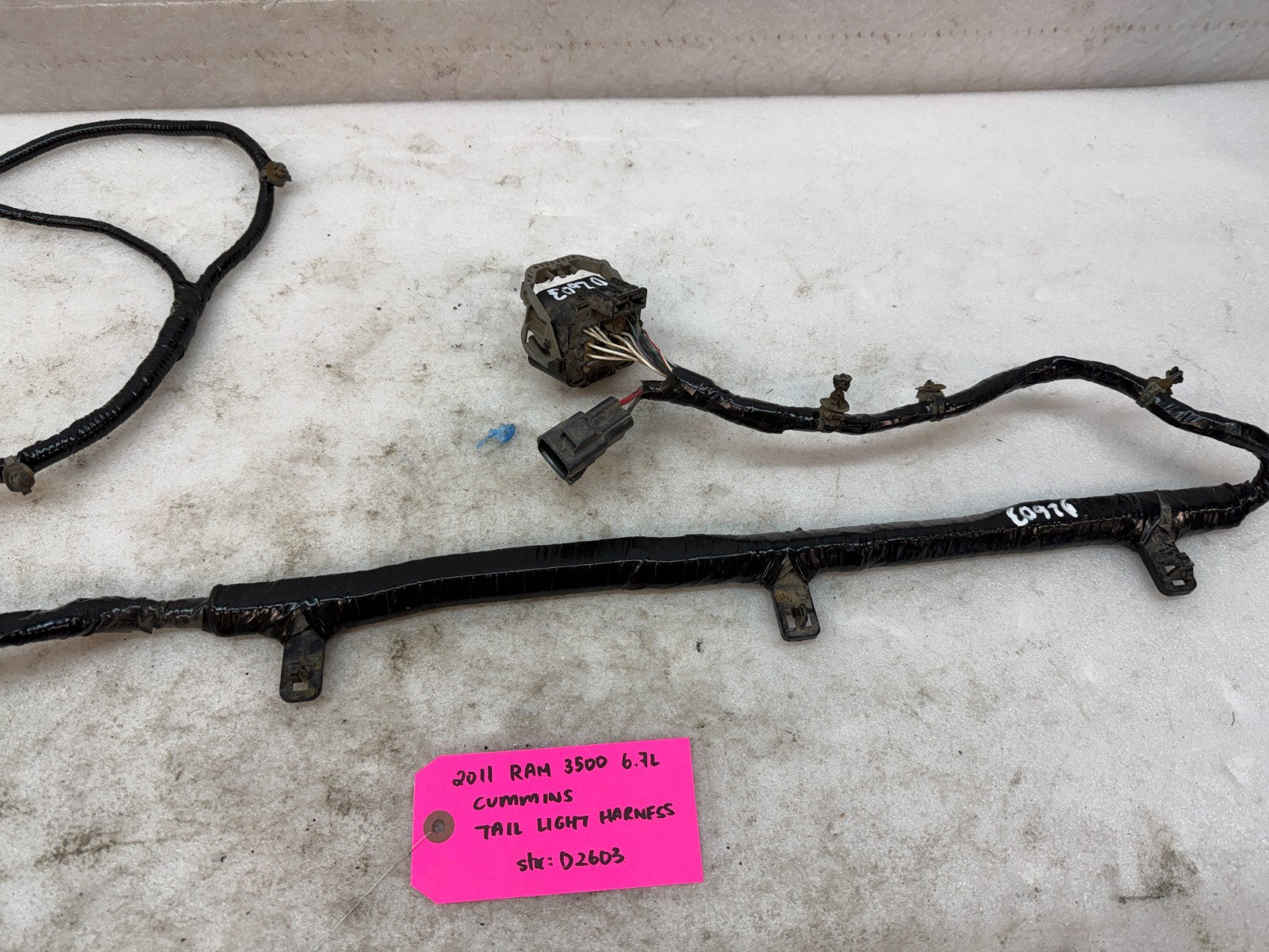 11 DODGE RAM 2500 3500 6.7 REAR TAILLIGHT TAIL LAMP WIRING HARNESS