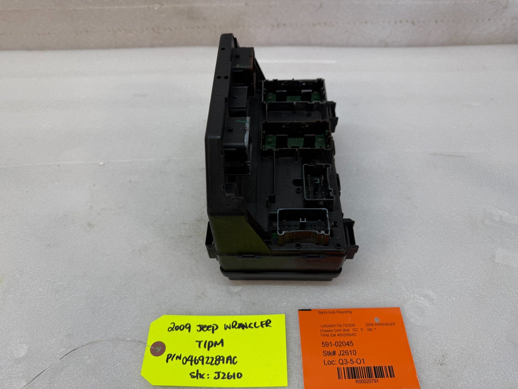 09 JEEP WRANGLER JK TIPM INTEGRATED MODULE FUSE BOX P04692289AC