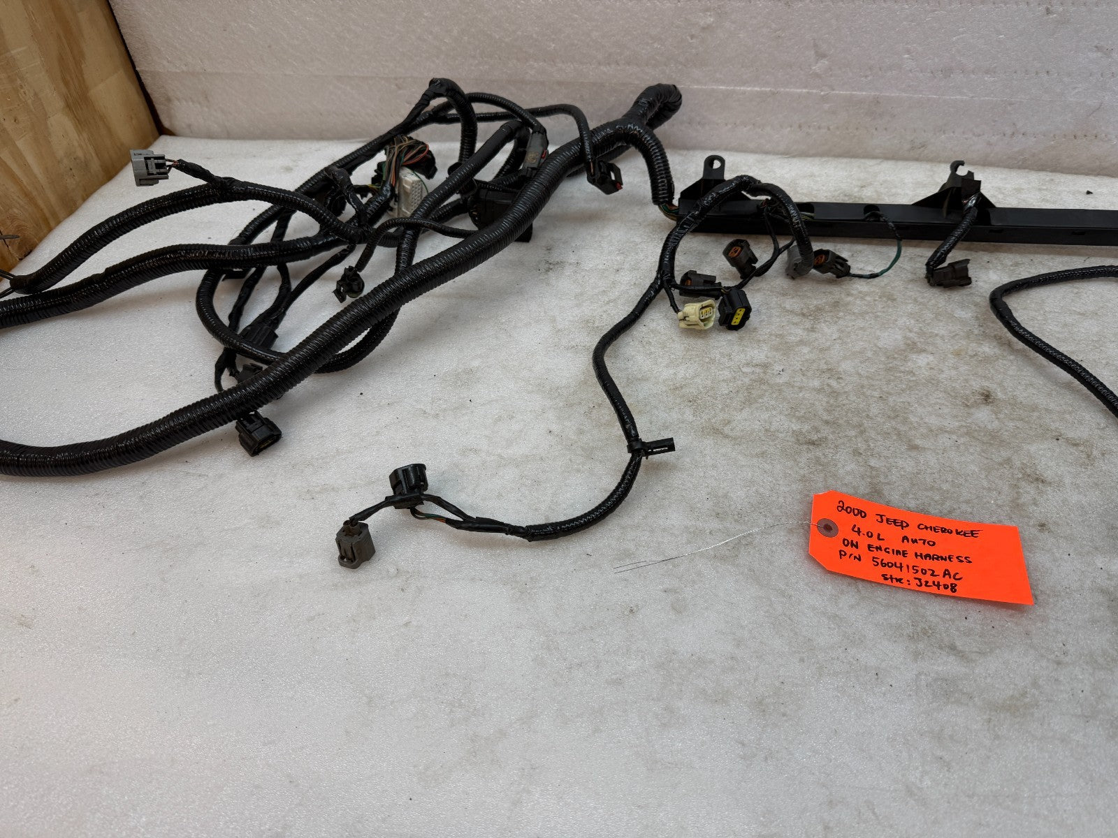 00 JEEP CHEROKEE XJ 4.0 AUTO ENGINE INJECTOR WIRING HARNESS LOOM P56041502AC