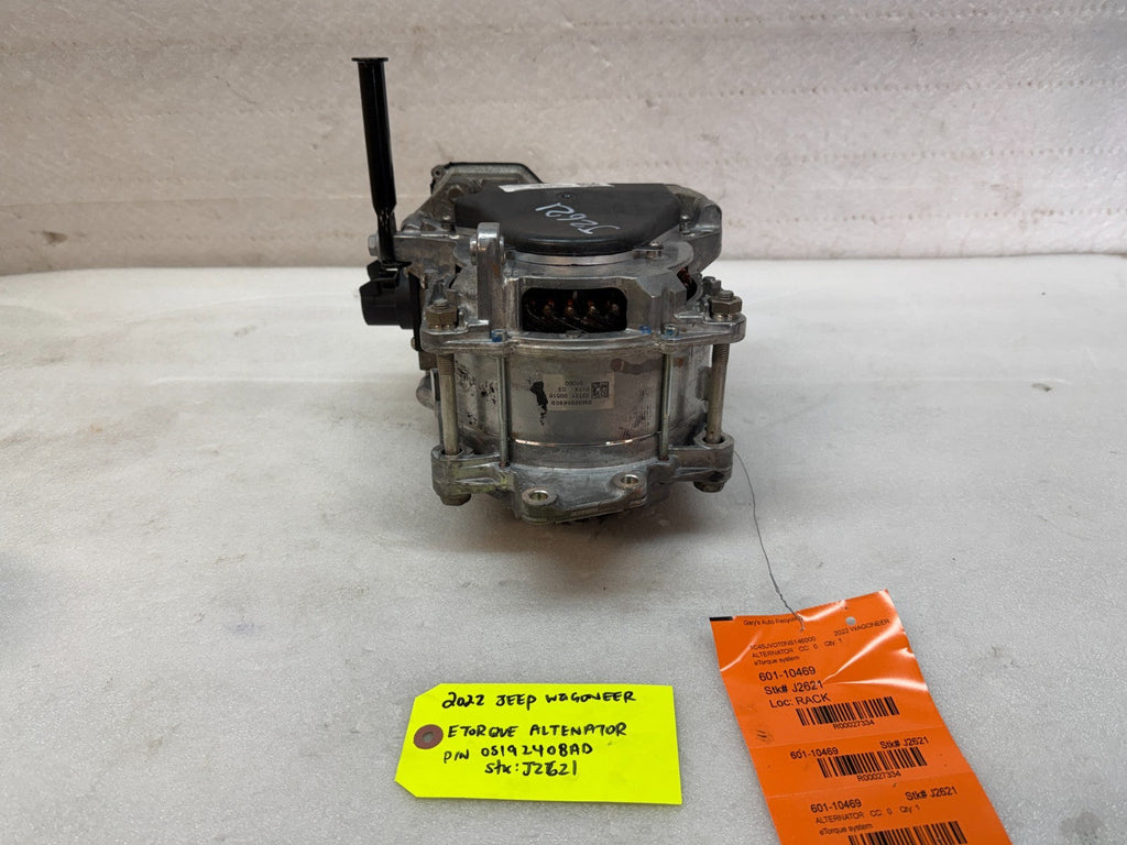 22 23 Jeep Wagoneer Belt Driven Alternator Starter Generator 5.7 P05192408AD 24K