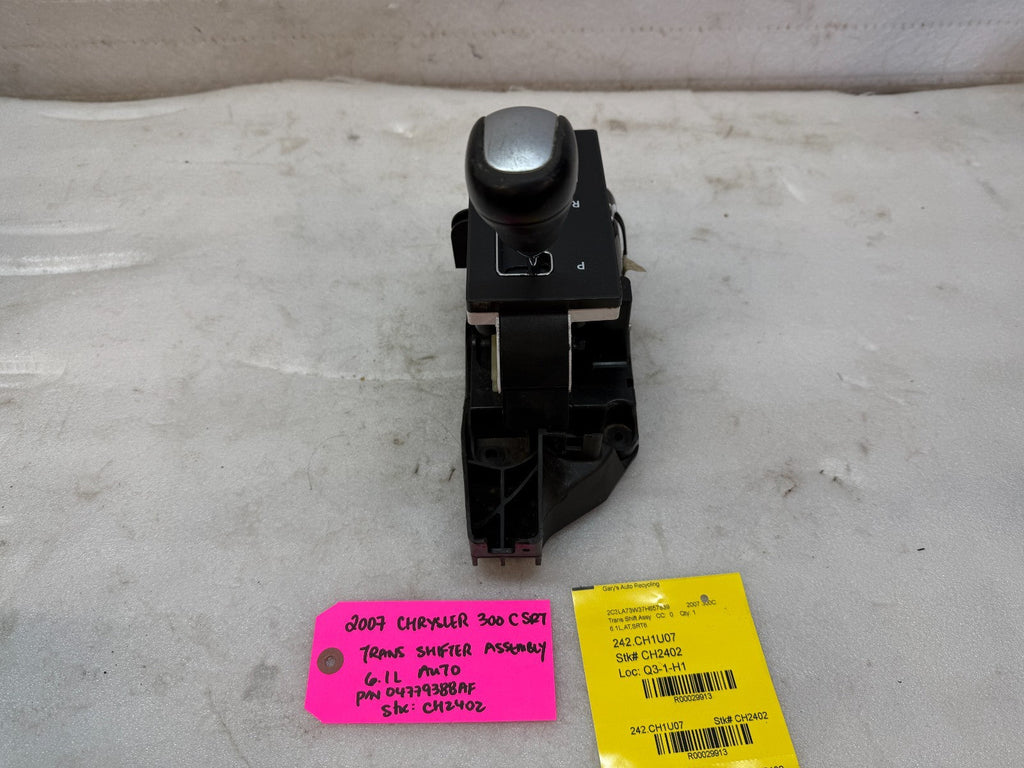 05 06 07 CHRYSLER 300 SRT8 SRT-8 AUTOMATIC TRANSMISSION SHIFTER 04779388AF