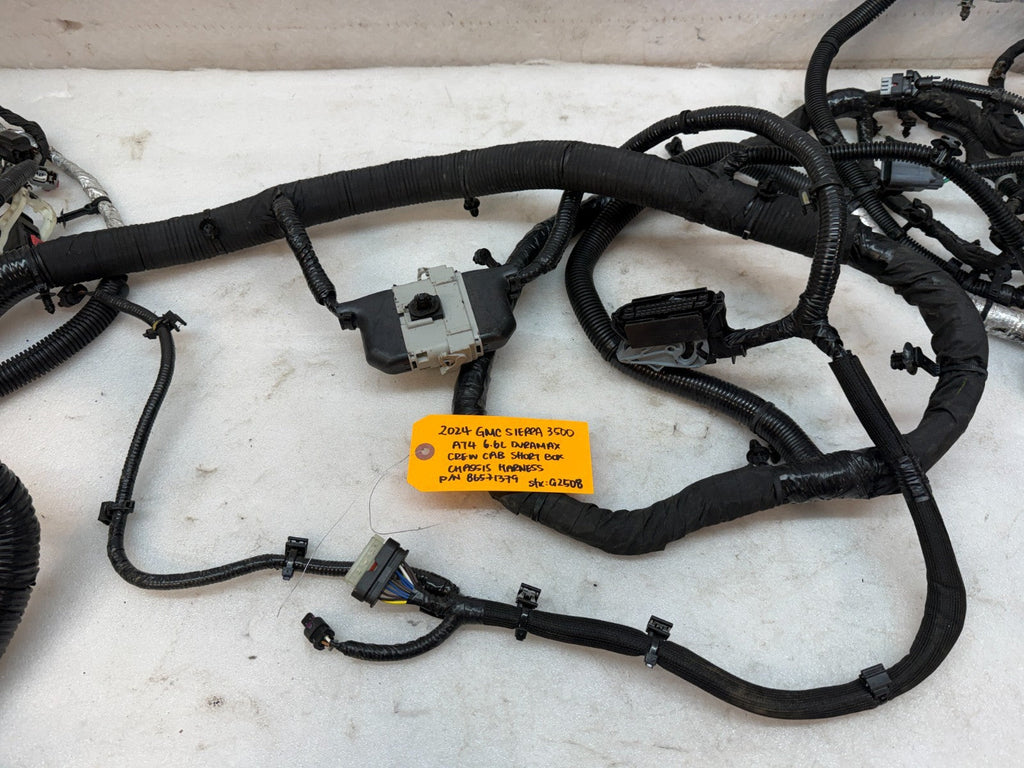 24 Chevrolet GMC 2500 3500 4wd L5p CREW CAB SHORT BOX SRW CHASSIS WIRING HARNESS