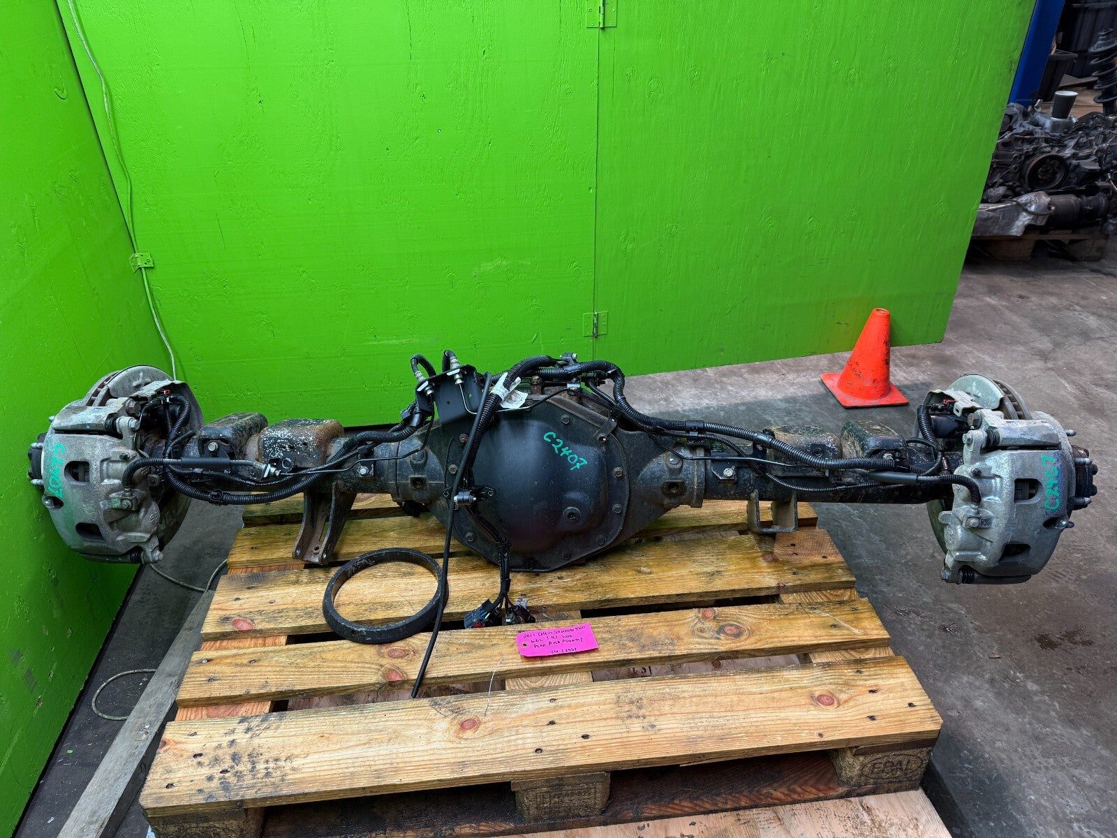 19-24 CHEVROLET GMC SIERRA SILVERADO 2500 3500 G80 REAR DIFFERENTIAL DIFF 3.42