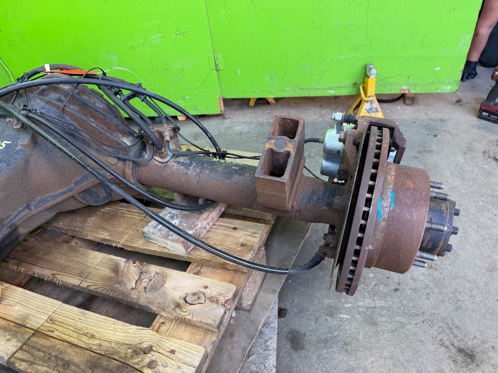 12 DODGE RAM 2500 3500 SINGLE REAR WHEEL SRW REAR DIFFERENTIAL AXLE 3.73