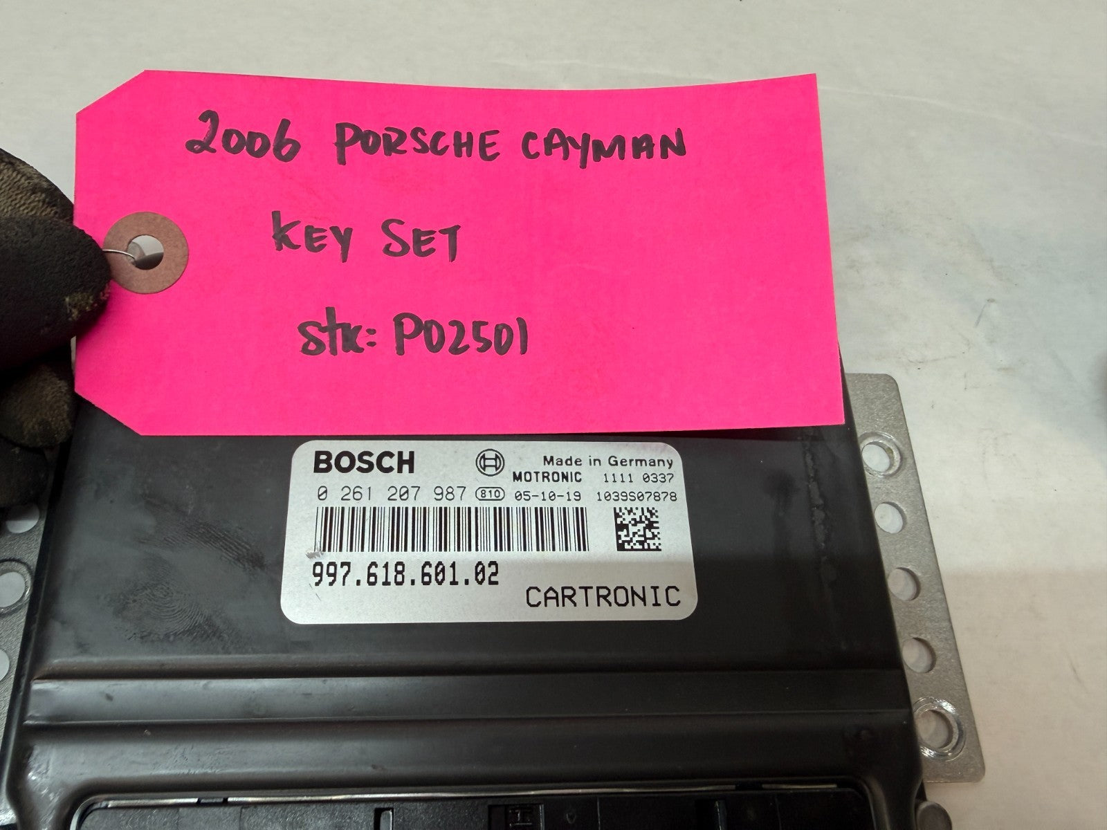 06 07 08 PORSCHE CAYMAN S 987 3.4 ENGINE COMPUTER ECU ECM DME KEY 99761860102