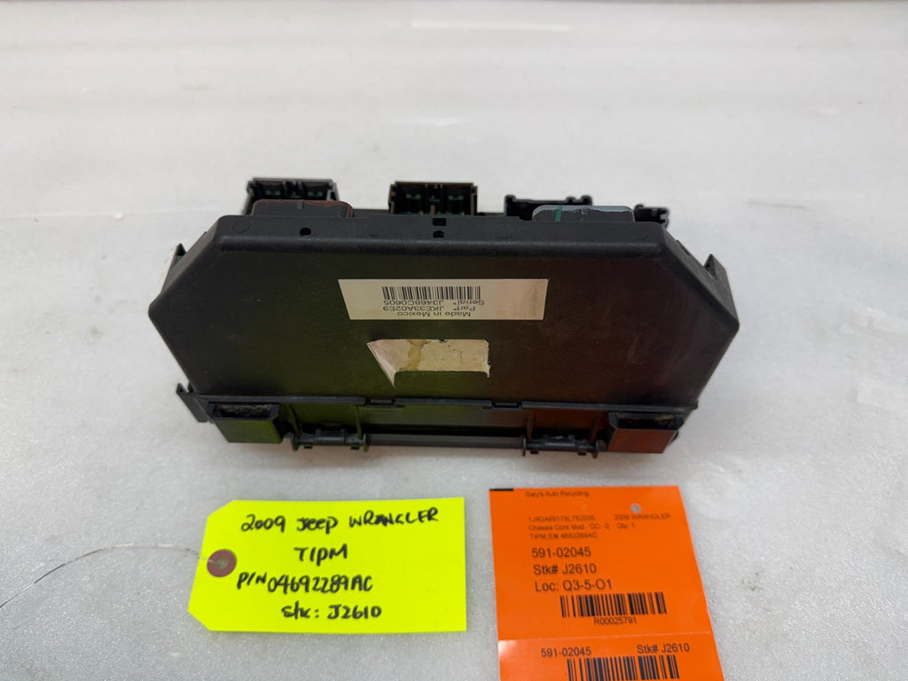 09 JEEP WRANGLER JK TIPM INTEGRATED MODULE FUSE BOX P04692289AC