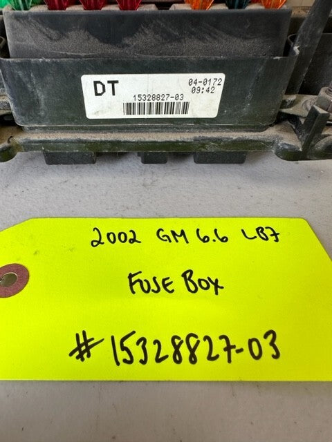 01-05 Chevrolet GMC SILVERADO SIERRA 6.6 LB7 UNDERHOOD FUSEBOX RELAY 15328827-03