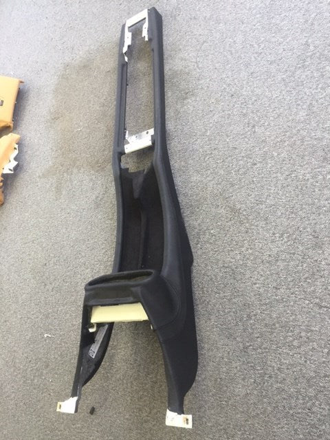 08-14 FERRARI CALIFORNIA F149 CENTER CONSOLE HOUSING BLACK  81302300