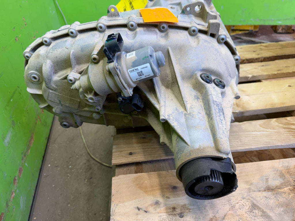 20-25 Chevrolet GMC 3500hd SIERRA 2500 6.6 DIESEL NQH TRANSFER CASE 84714300