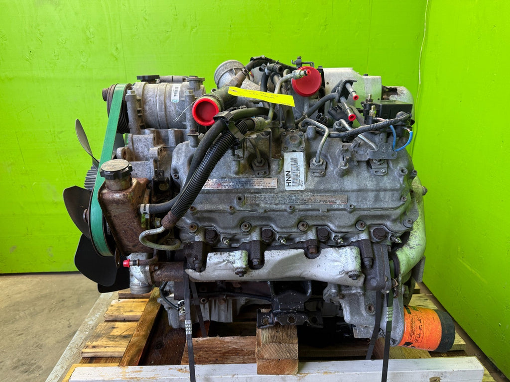 01-04 CHEVROLET GMC 2500 3500 6.6 LB7 DURAMAX DIESEL ENGINE MOTOR NO CORE!!