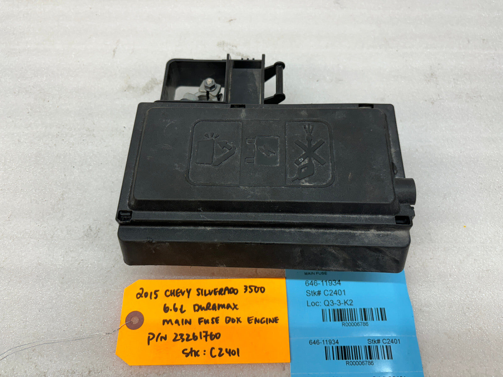 15-17 GMC CHEVROLET SILVERADO 2500HD 3500HD 6.6 LML JUNCTION BOX 23261760