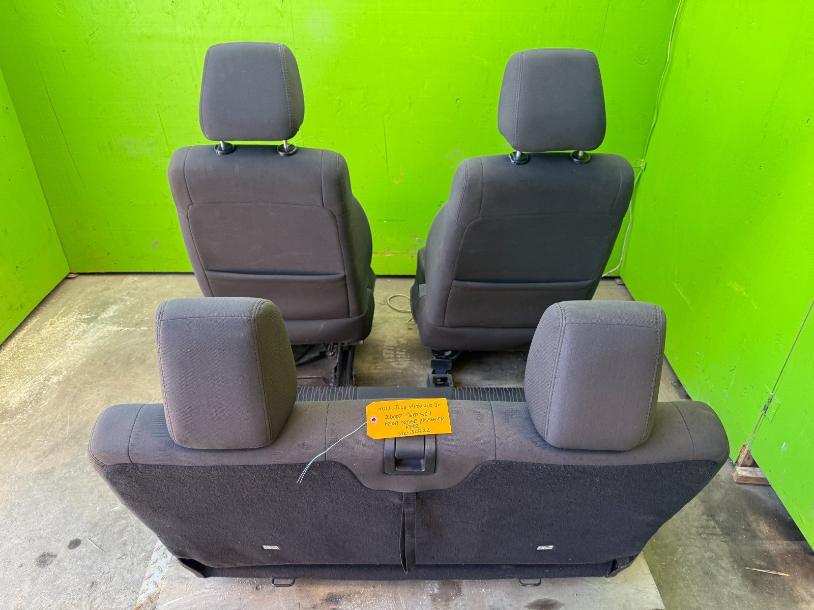 07-18 JEEP WRANGLER JK  2 DR OEM FRONT REAR COMPLETE SEATS SET DARK GREY GRAY