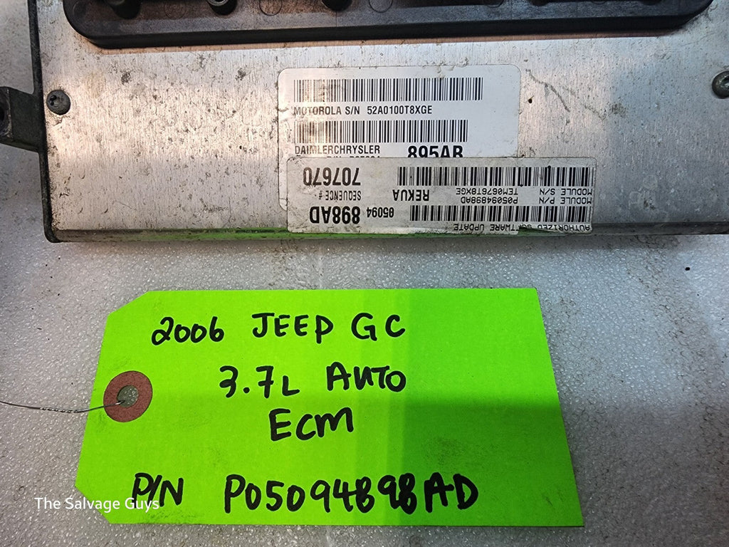 06 JEEP GRAND CHEROKEE WK2 3.7 AUTOMATIC ENGINE COMPUTER ECM ECU P05094898AD