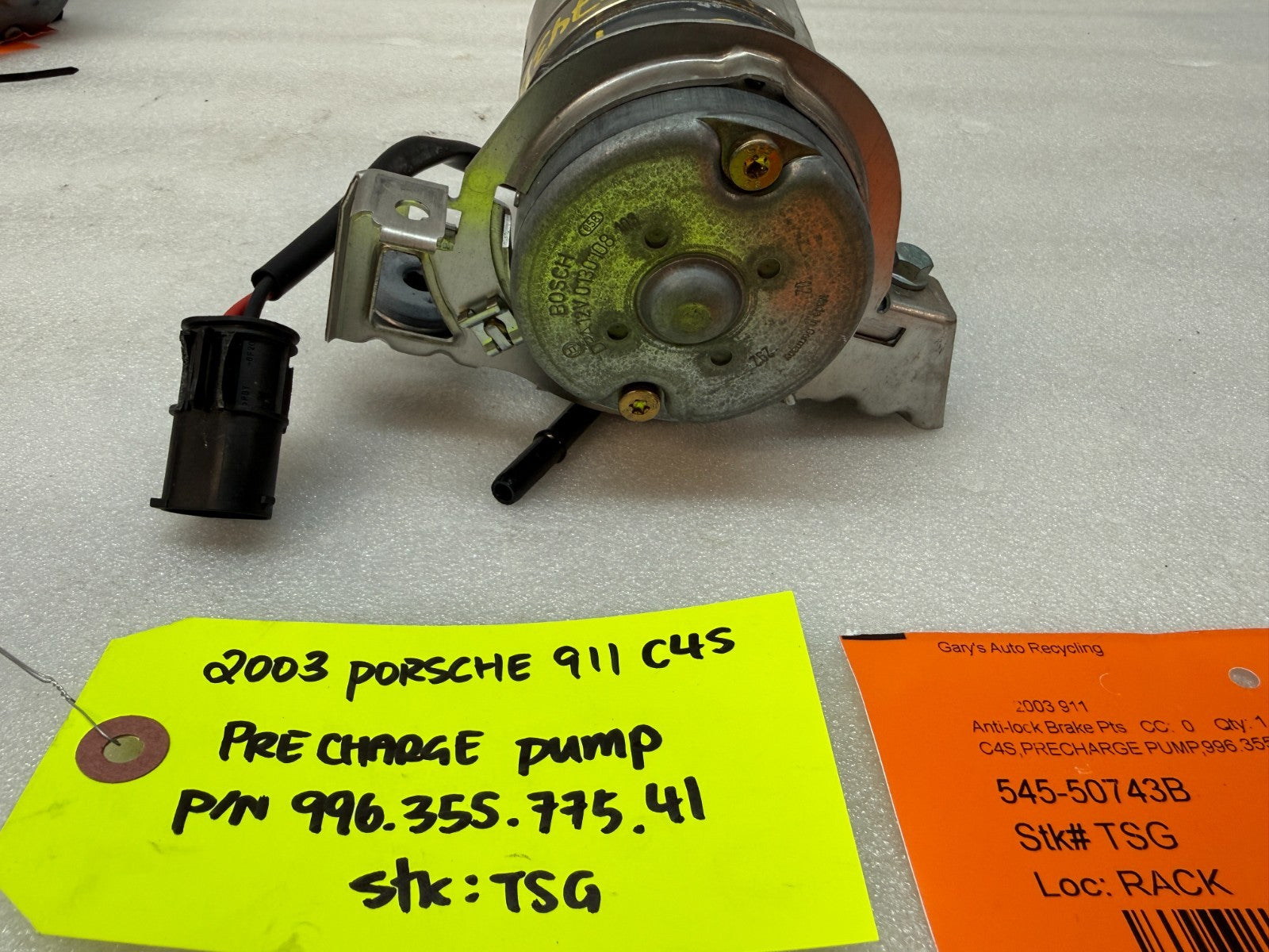 03 PORSCHE 911 996 C4S TURBO OEM ABS PRE CHARGE PUMP 99635577541 01-05