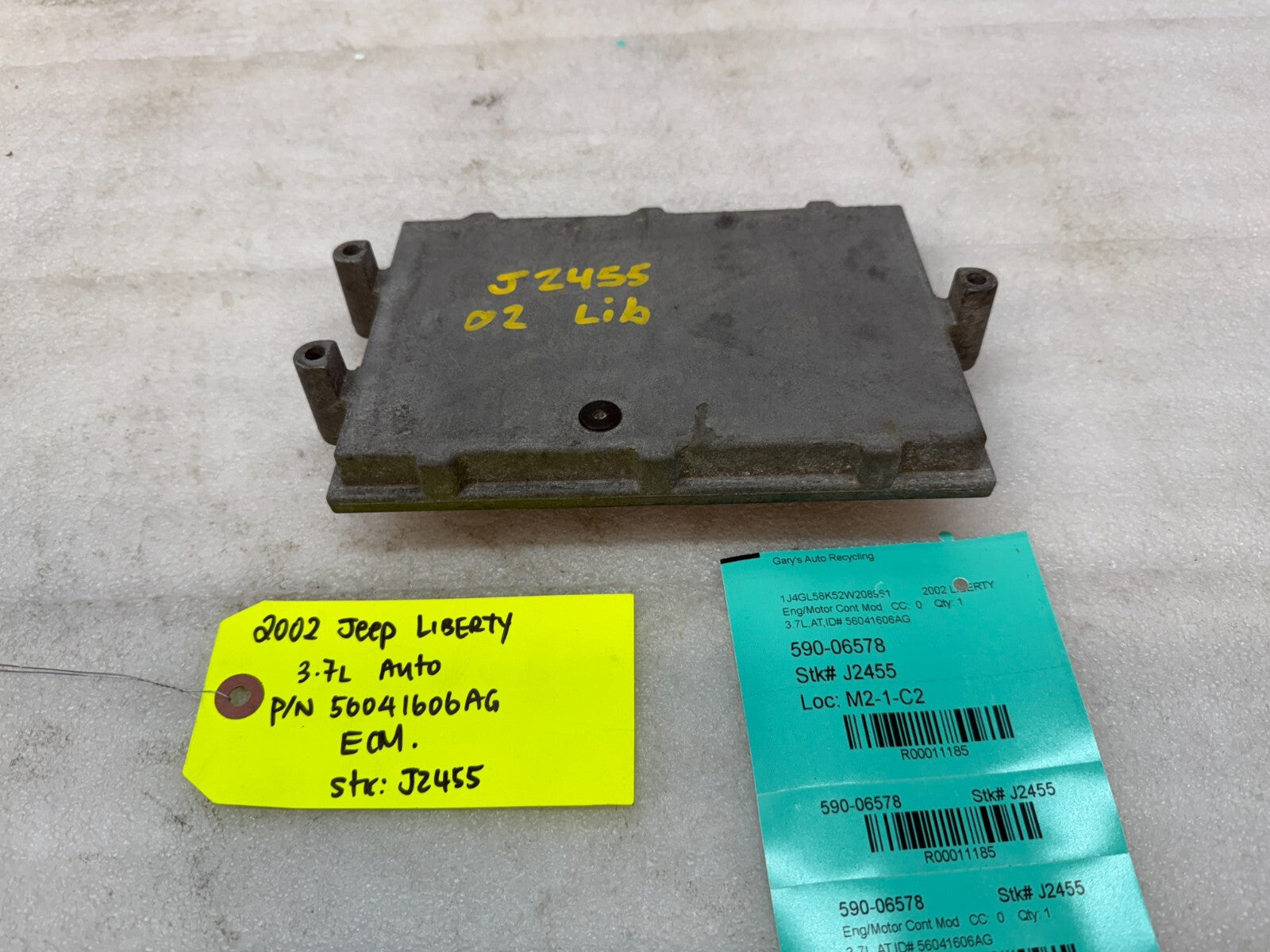 02 JEEP LIBERTY 3.7 AUTOMATIC ENGINE COMPUTER ECM ECU 56041606AG