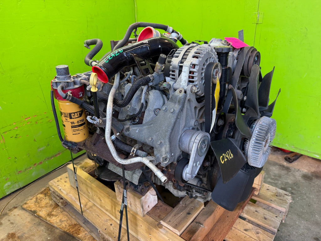 04 05 CHEVROLET GMC 2500 3500 6.6 LLY DURAMAX DIESEL ENGINE MOTOR NO CORE!!