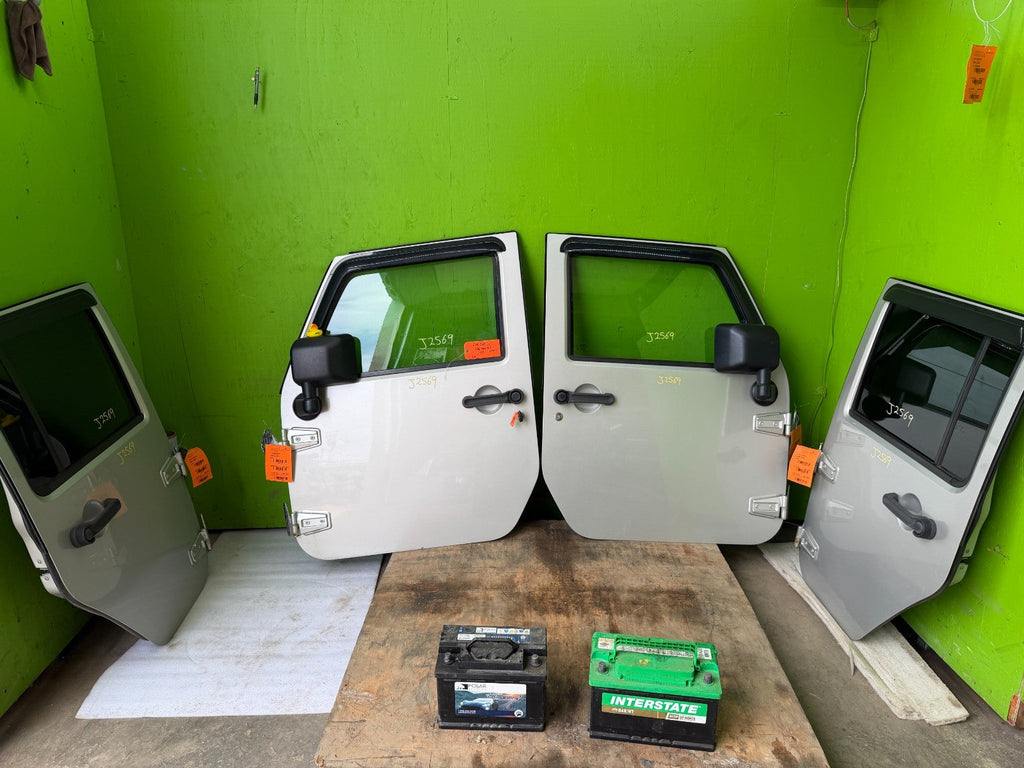 07-18 JEEP WRANGLER JK OEM FULL HARD DOORS SILVER WITH DOOR PANELS MIRRORS KEY
