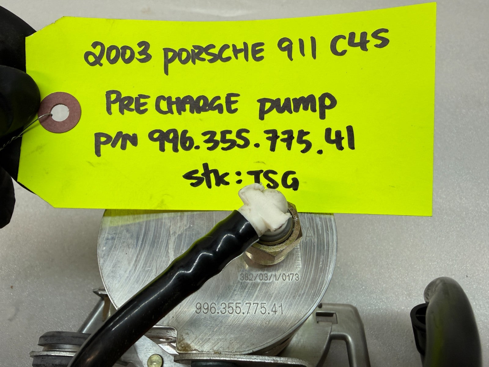03 PORSCHE 911 996 C4S TURBO OEM ABS PRE CHARGE PUMP 99635577541 01-05