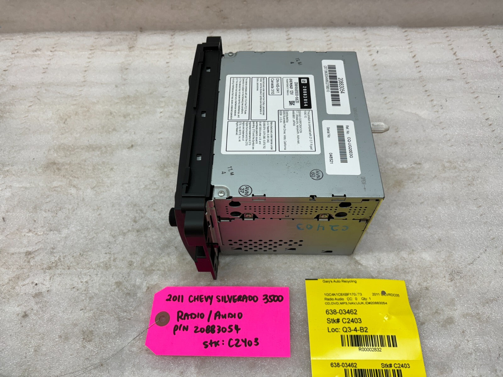 11 GMC SIERRA CHEVROLET SILVERADO OEM UUK NAVIGATION STEREO RADIO 09-13 20883054