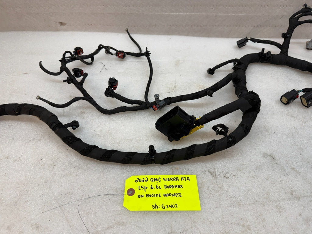 20-24 GMC CHEVROLET 3500HD DURAMAX 6.6 L5P ON ENGINE WIRING HARNESS