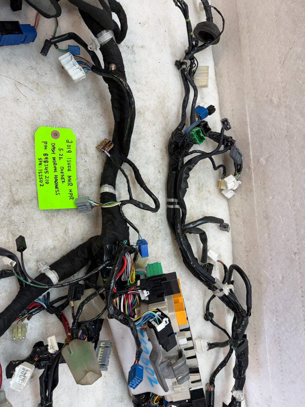 19 ISUZU NRR NQR 5.2 DASH WIRING HARNESS LOOM 898245210