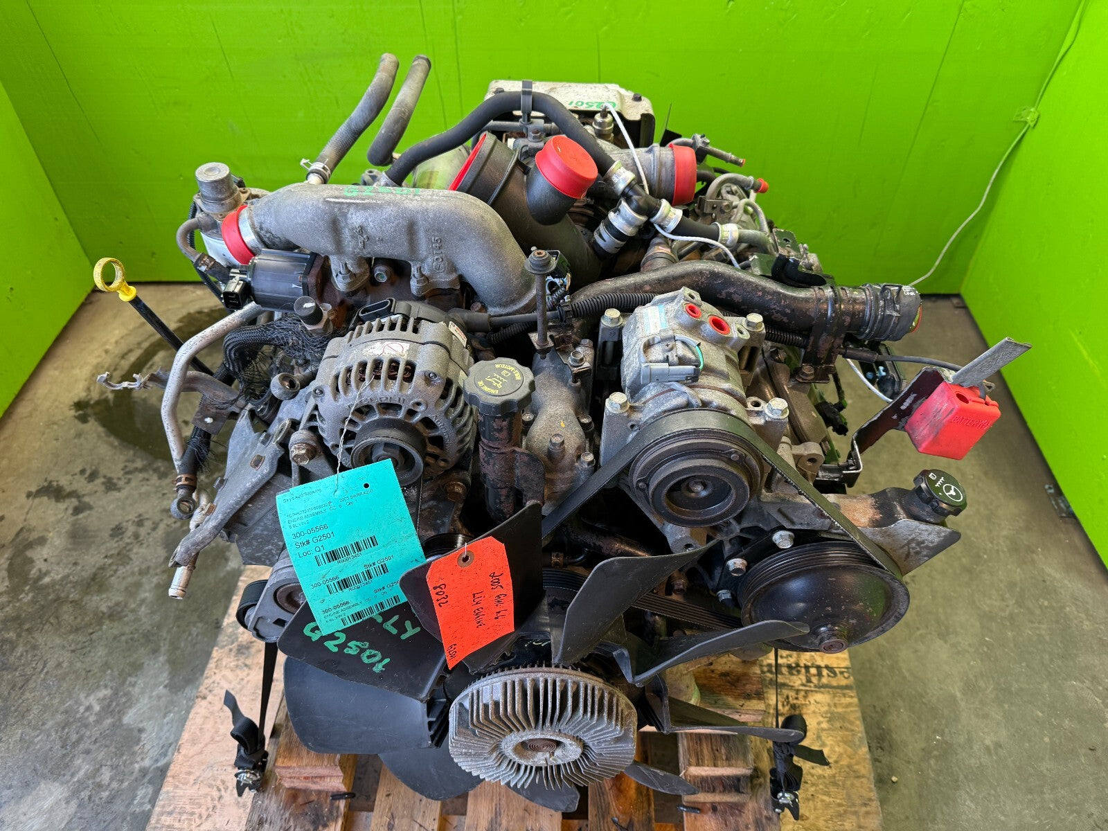 04 05 CHEVROLET GMC 2500 3500 6.6 LLY DURAMAX DIESEL ENGINE MOTOR NO CORE!!