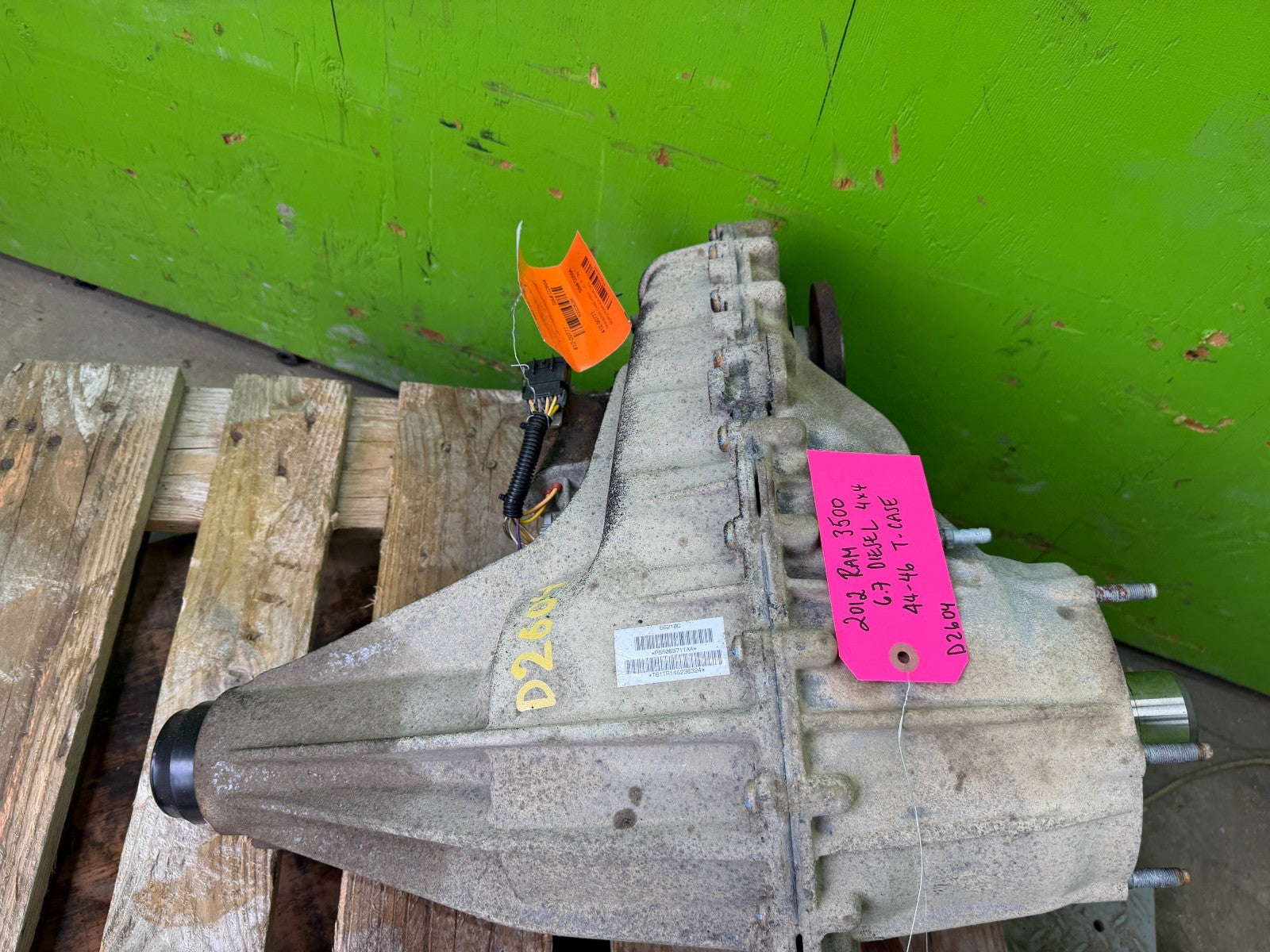 12 DODGE RAM 2500 3500 TRANSFER CASE P68069711AA 4WD 4X4 12-18