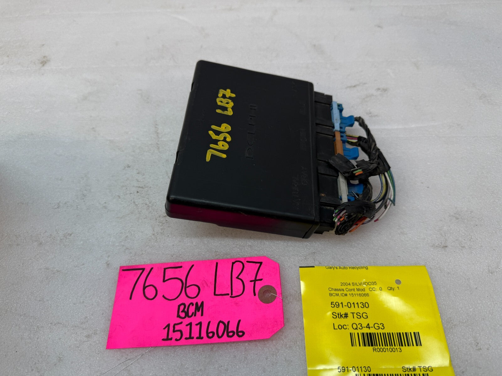 01-05 Chevrolet GMC 2500HD 3500HD 6.6 DURAMAX BODY CONTROL MODULE BCM 15116066