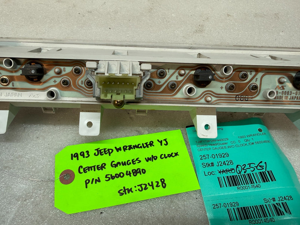 92-95 JEEP WRANGLER YJ OEM METRIC CENTER GAUGE CLUSTER P56004890