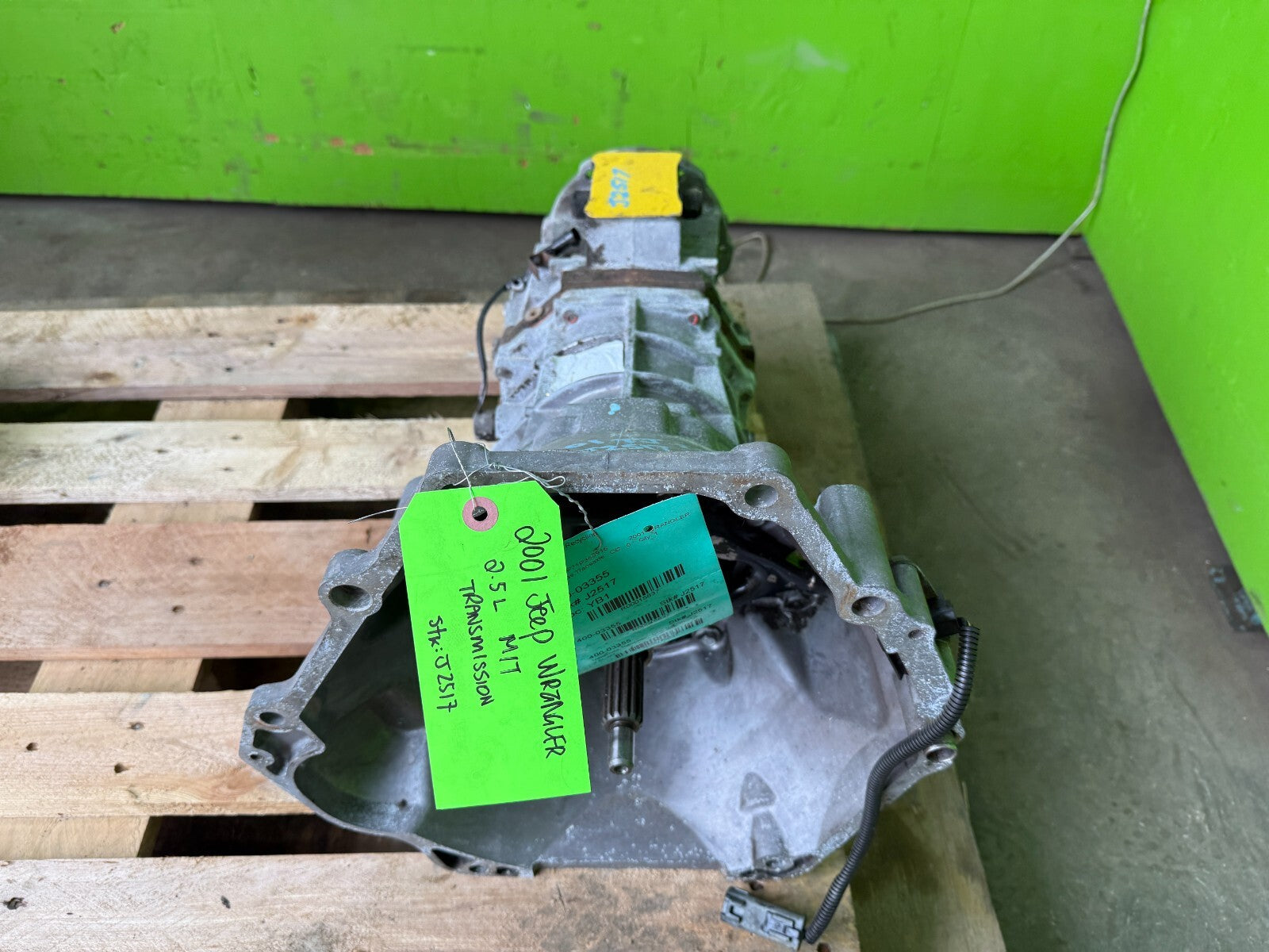 97-02 JEEP WRANGLER TJ 2.5 4 CYL MANUAL TRANSMISSION AX5 AX-5