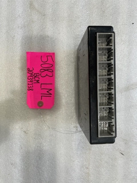 11-14 Chevrolet GMC 2500HD DURAMAX 6.6 LML BCM BODY CONTROL MODULE 20939138