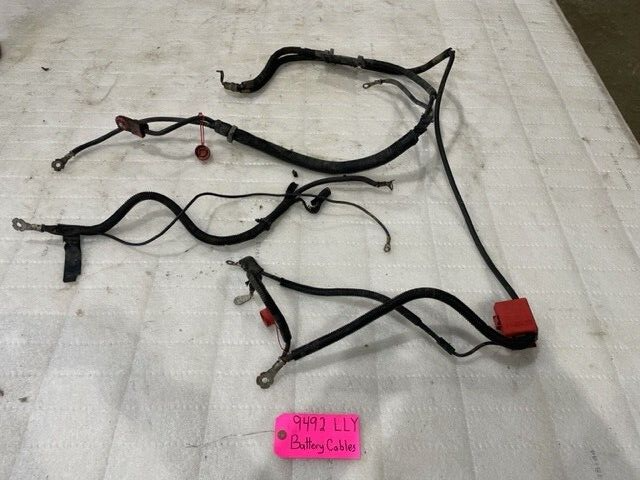 04 05 GMC CHEVROLET SILVERADO 2500HD 3500HD 6.6 LLY OEM BATTERY CABLES