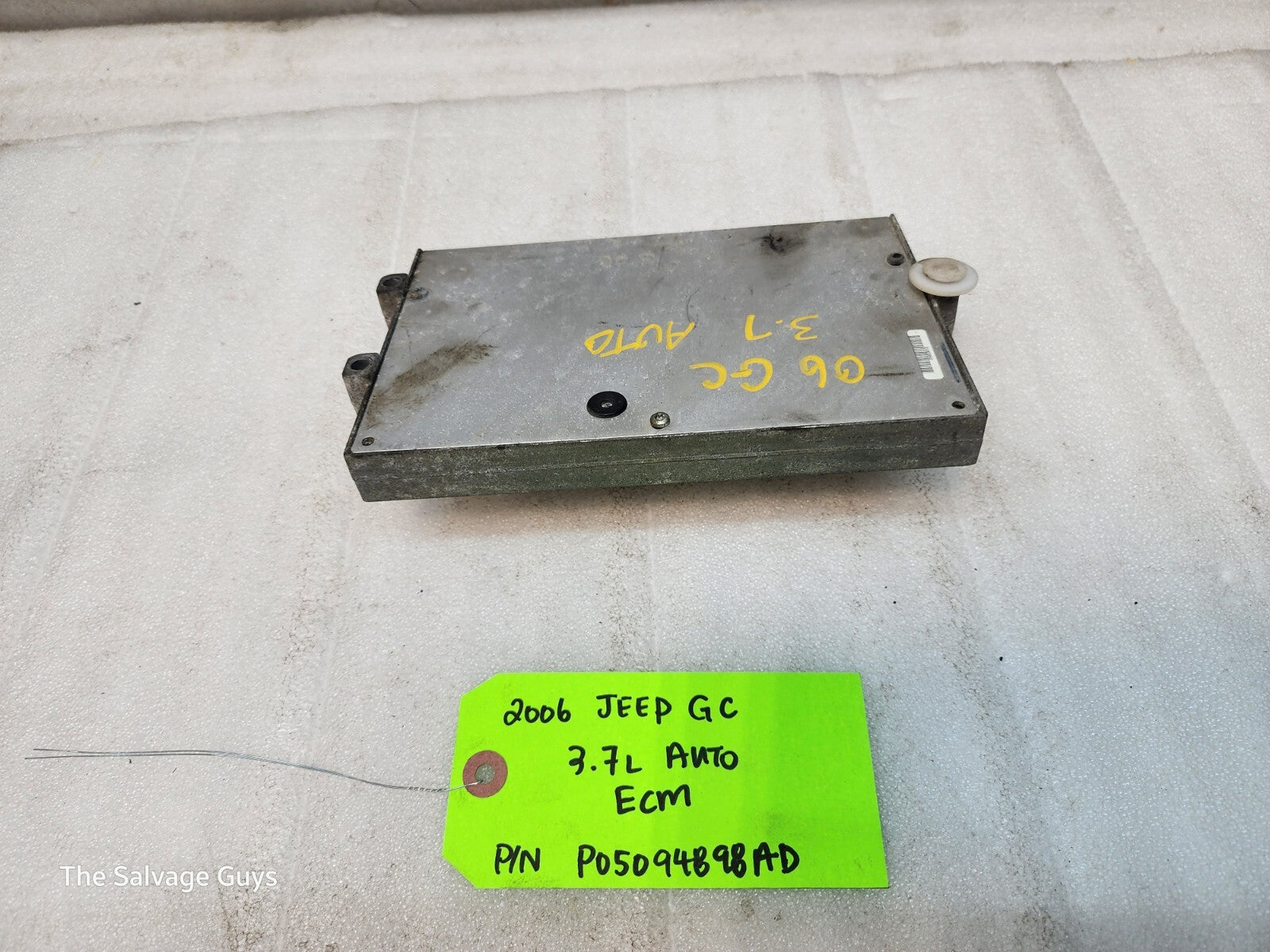 06 JEEP GRAND CHEROKEE WK2 3.7 AUTOMATIC ENGINE COMPUTER ECM ECU P05094898AD