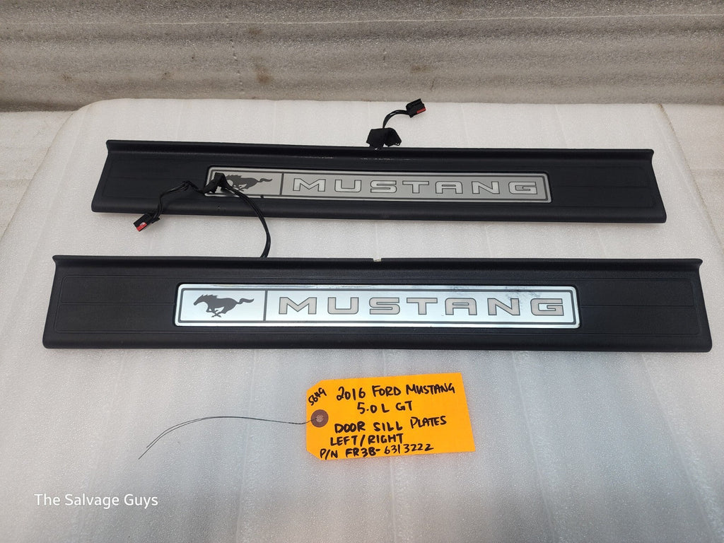 2016 FORD MUSTANG 5.0 GT OEM ILLUMINATED DOOR SILL TRIM LEFT RIGHT 15 16 17