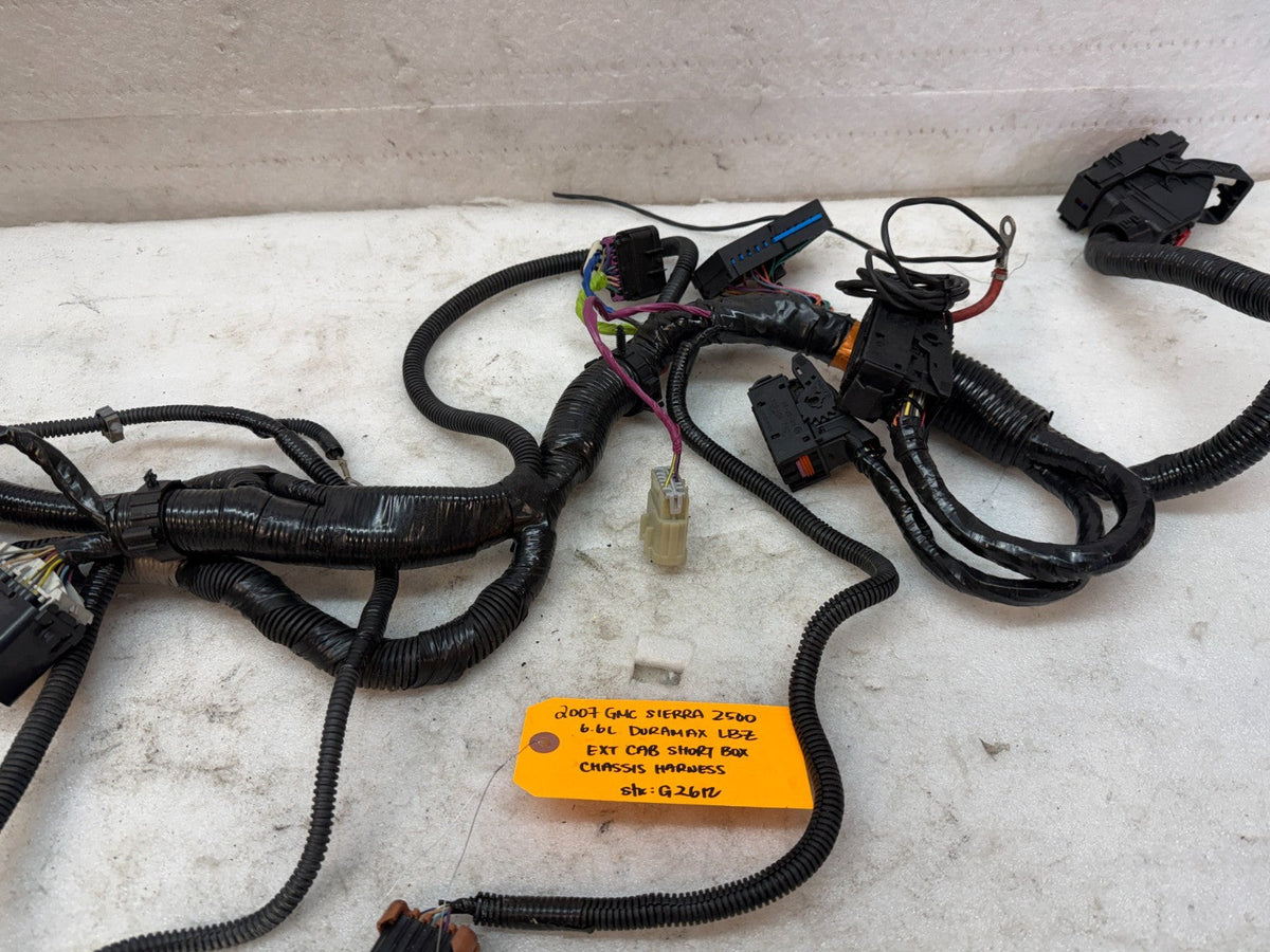 06 07 Chevrolet GMC 2500HD 3500 4wd EXT CAB SHORT BOX CHASSIS WIRING HARNESS