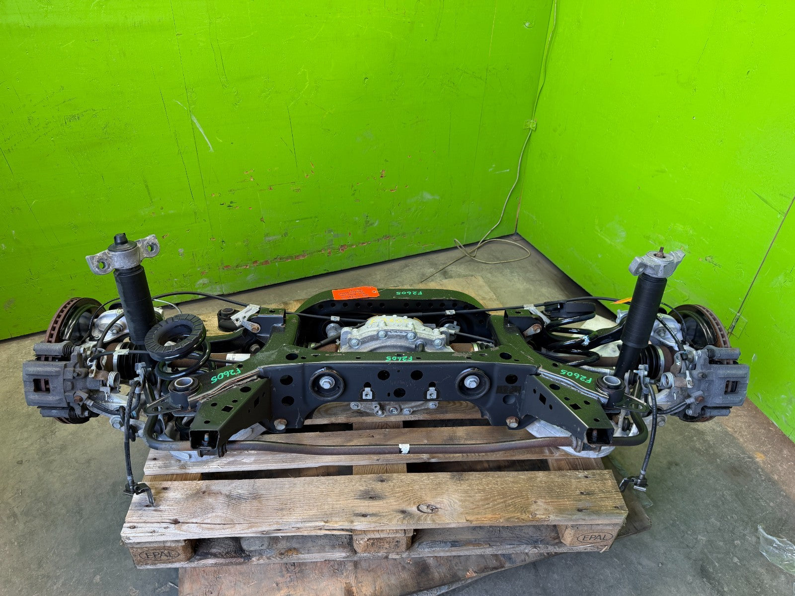 15-22 FORD MUSTANG GT 5.0 REAR SUSPENSION AXLE DIFFERENTIAL 3.55 GEARS