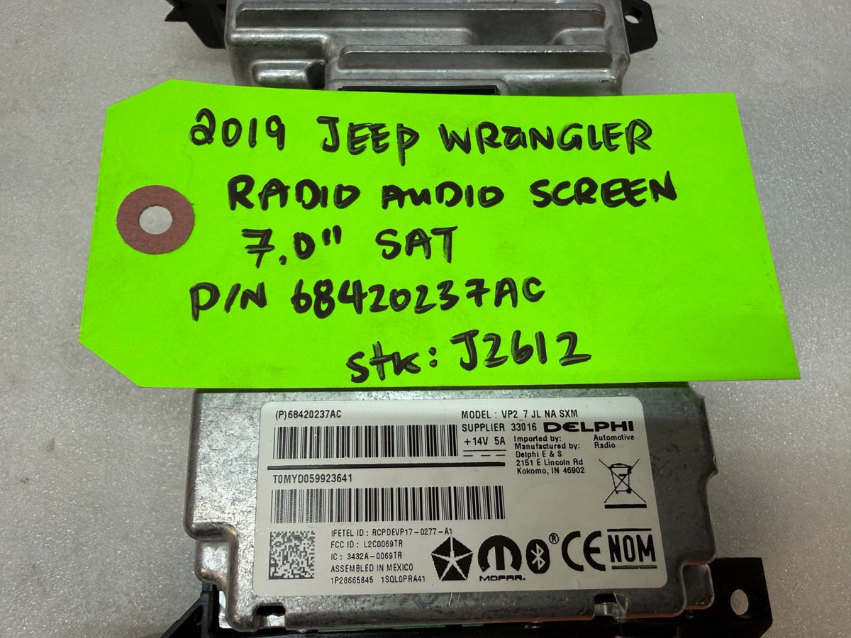 19 JEEP WRANGLER JL JT OEM 7" TOUCHSCREEN RADIO STEREO P68420237AC 18-20