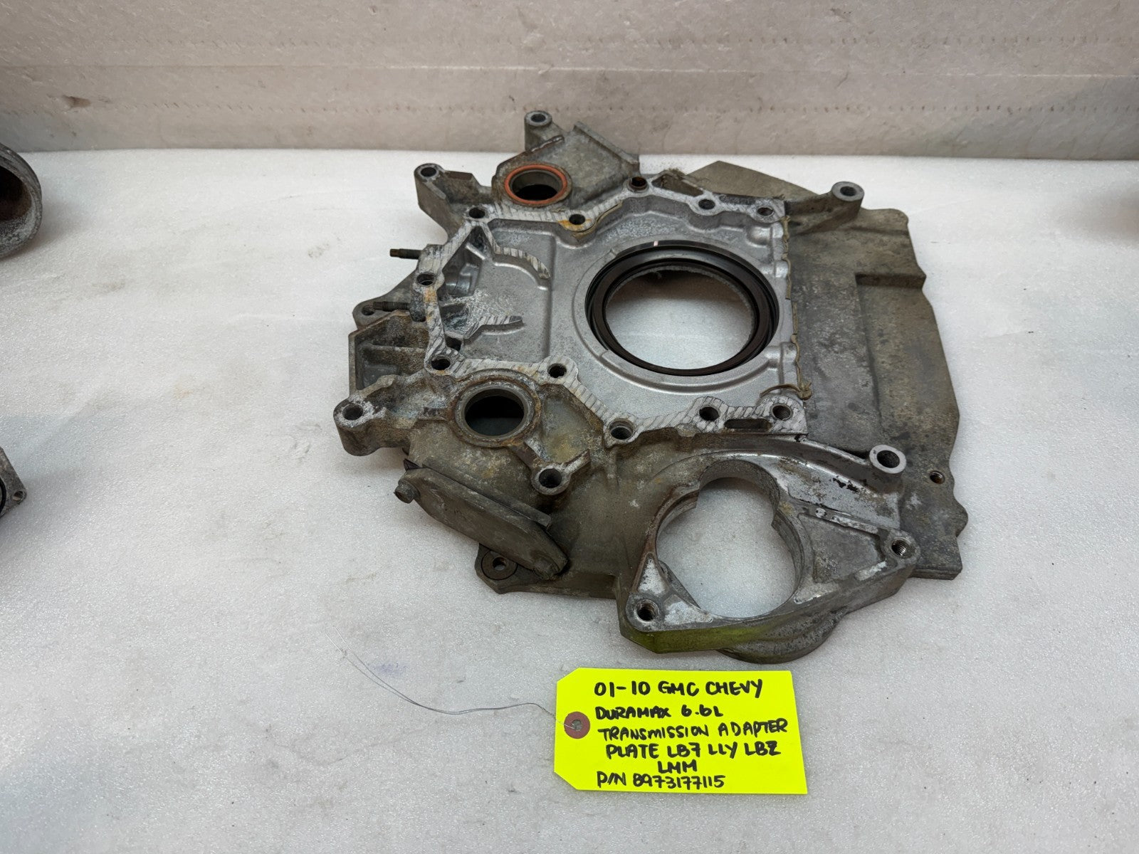 01-10 GMC LB7 LLY LBZ LMM 6.6 TRANSMISSION TO ENGINE ADAPTER PLATE 8973177115