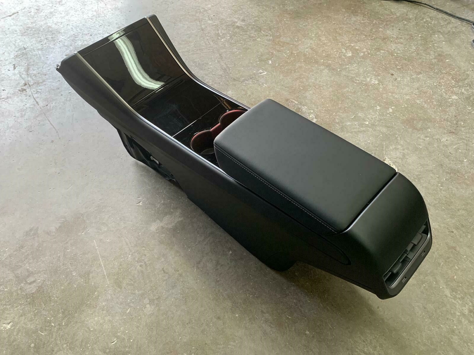 17 18 19 TESLA MODEL 3 COMPLETE CENTER CONSOLE ARMREST PREMIUM