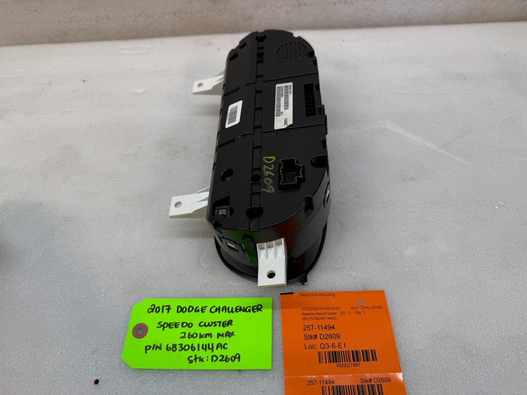 17 DODGE CHALLENGER R/T OEM METRIC SPEEDOMETER GAUGE CLUSTER 68306144AC 15-23