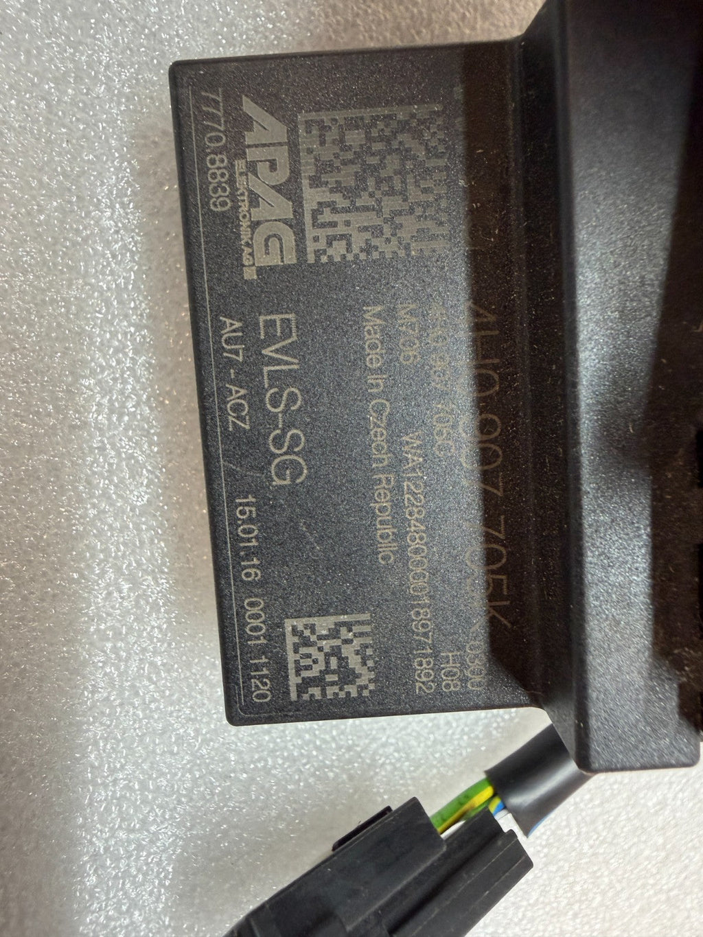 17 18 19 PORSCHE 991 TURBO S OEM ECU ECM DME BCM IMMOBILIZER KEY SET KEYS 991.2