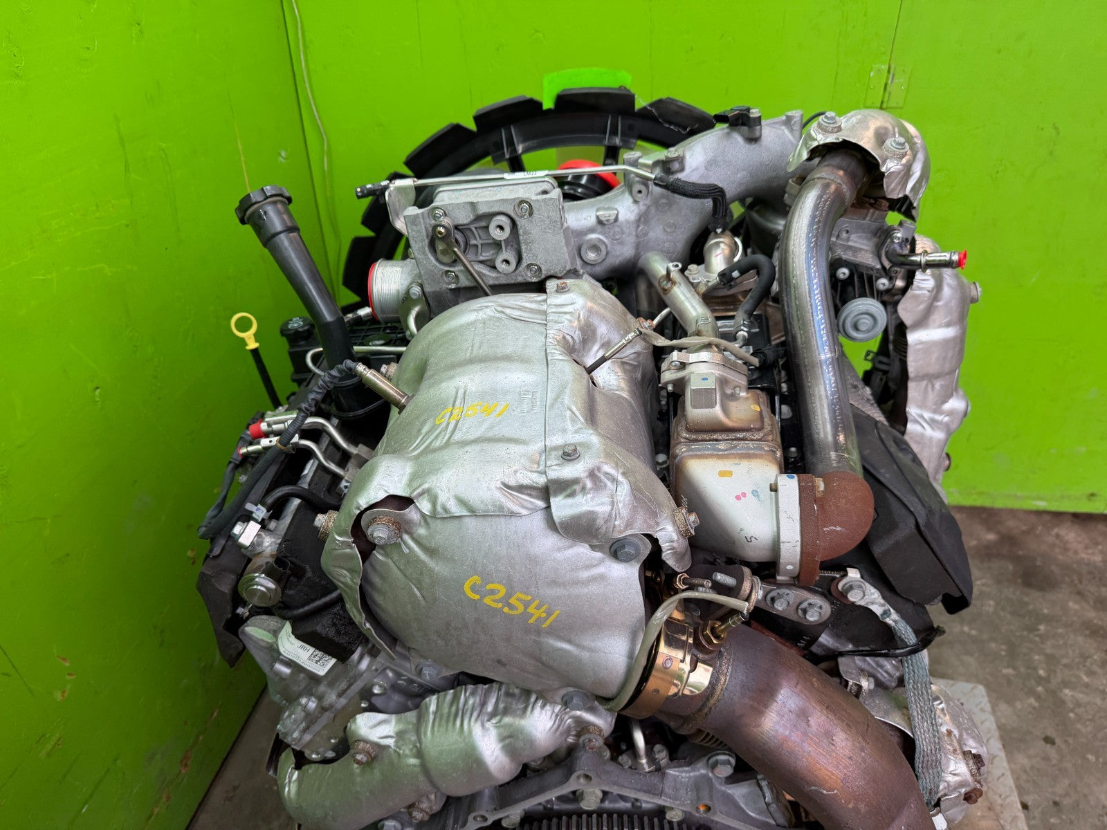 17-25 GMC SIERRA 2500HD 3500 DIESEL 6.6 L5P ENGINE MOTOR COMPLETE 85k