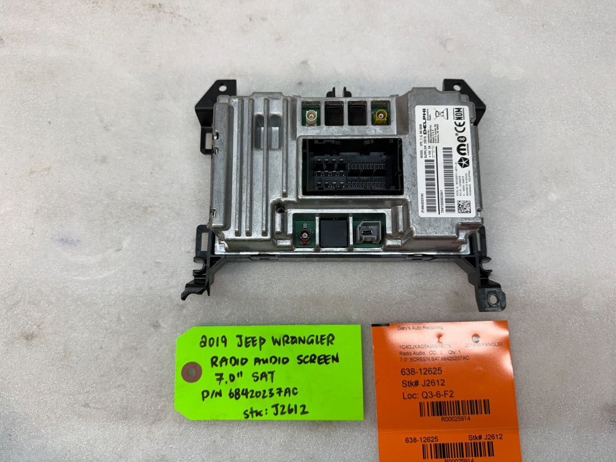 19 JEEP WRANGLER JL JT OEM 7" TOUCHSCREEN RADIO STEREO P68420237AC 18-20