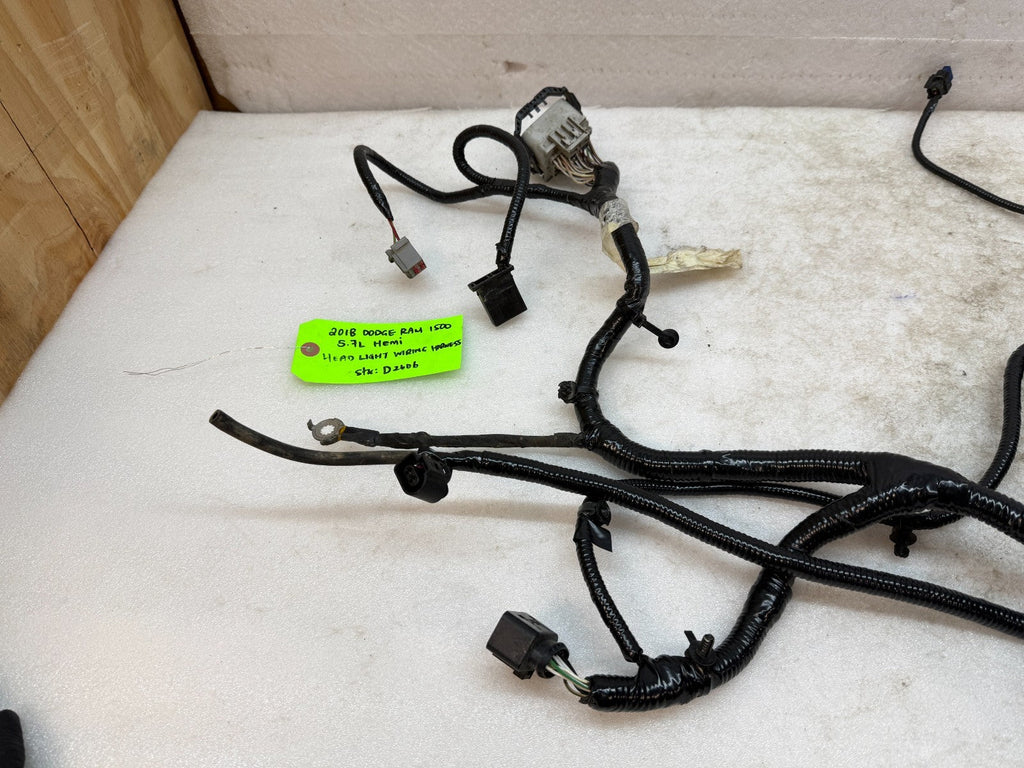 18 DODGE RAM SPORT 1500 5.7 HEADLIGHT WIRING HARNESS LOOM P68360111AA