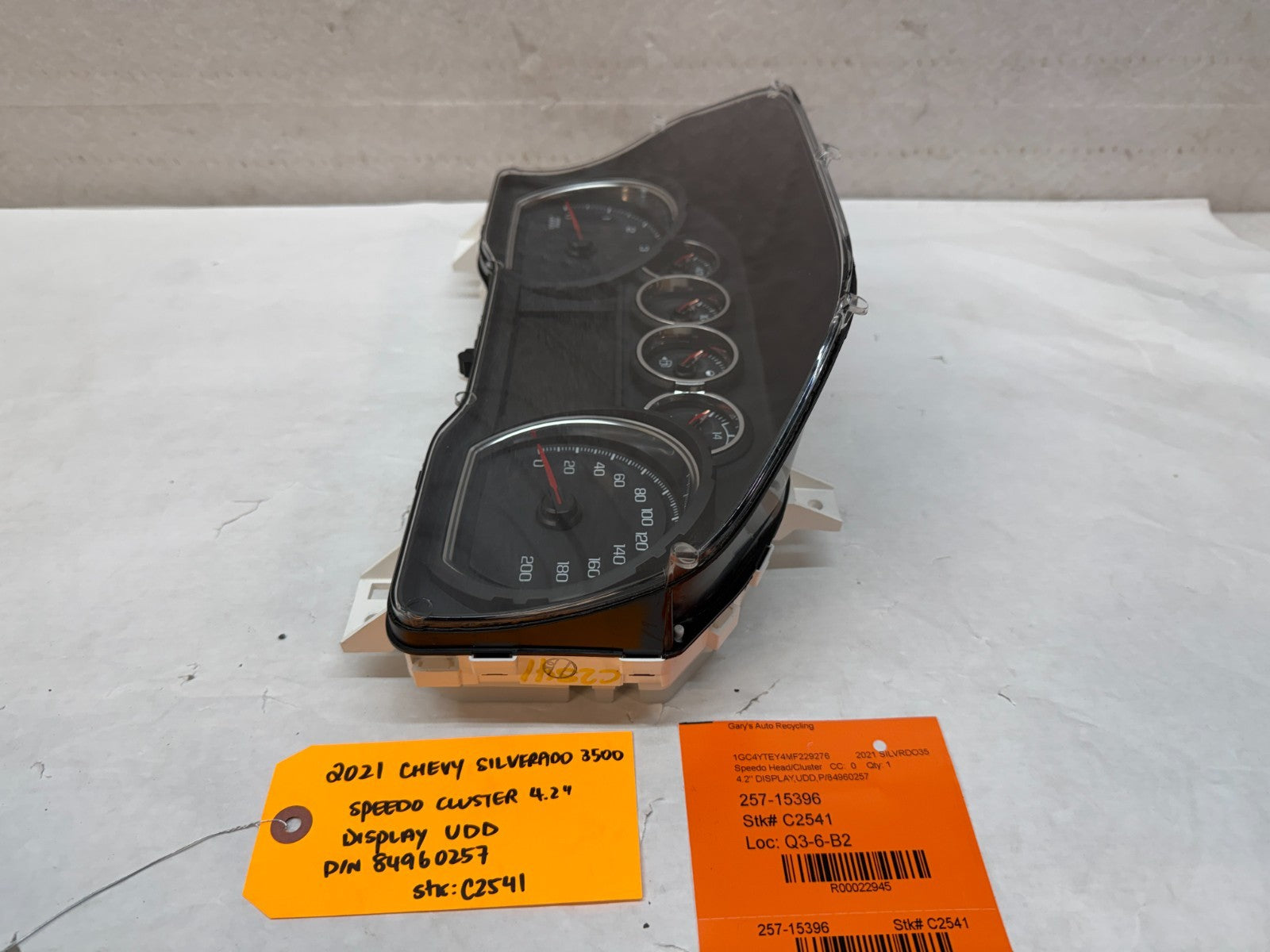 21 CHEVROLET SILVERADO DIESEL DURAMAX KMH GAUGE CLUSTER 4.2" UDD 84960257 19-23