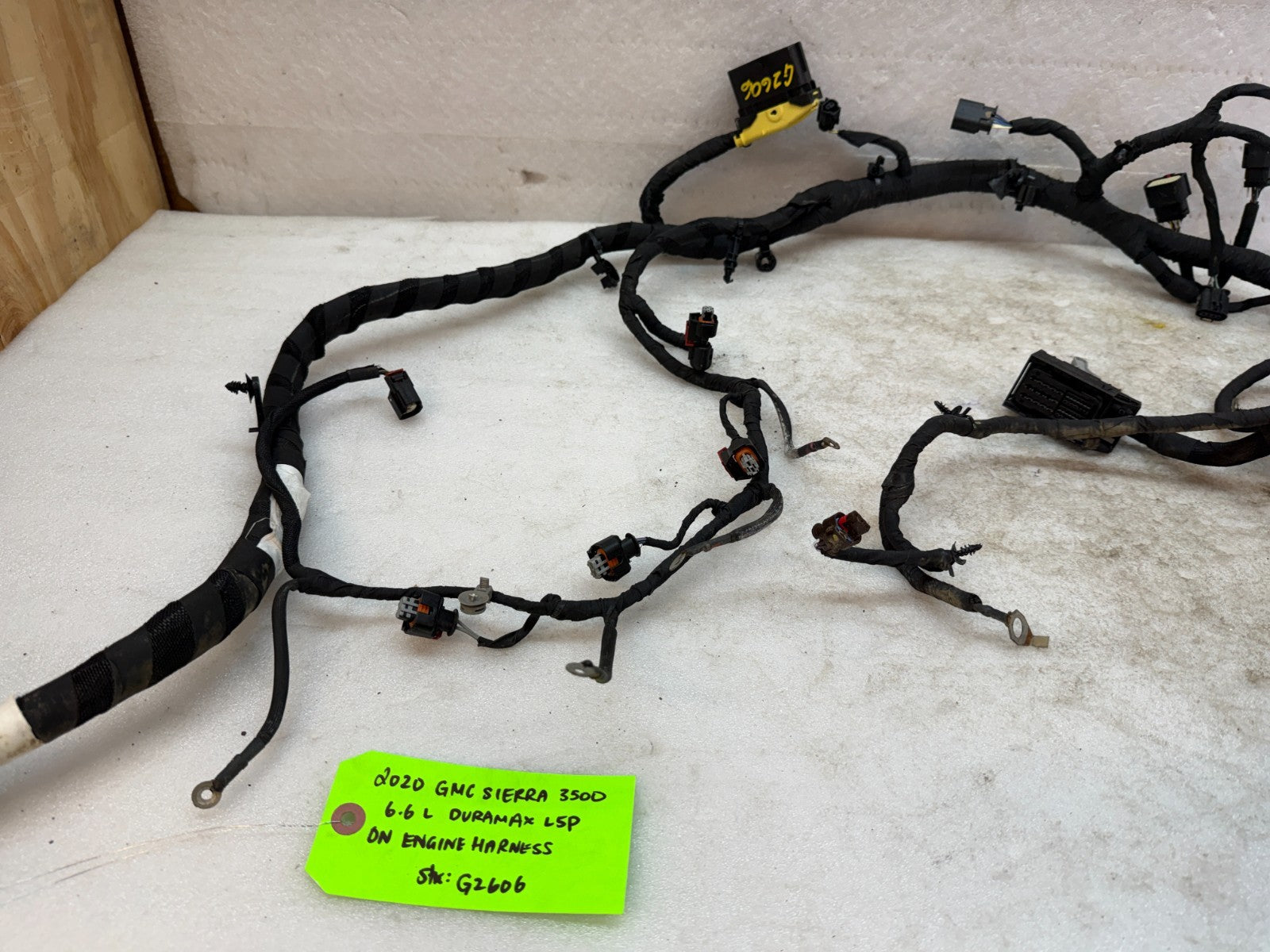 20-24 GMC CHEVROLET 3500HD DURAMAX 6.6 L5P ON ENGINE WIRING HARNESS
